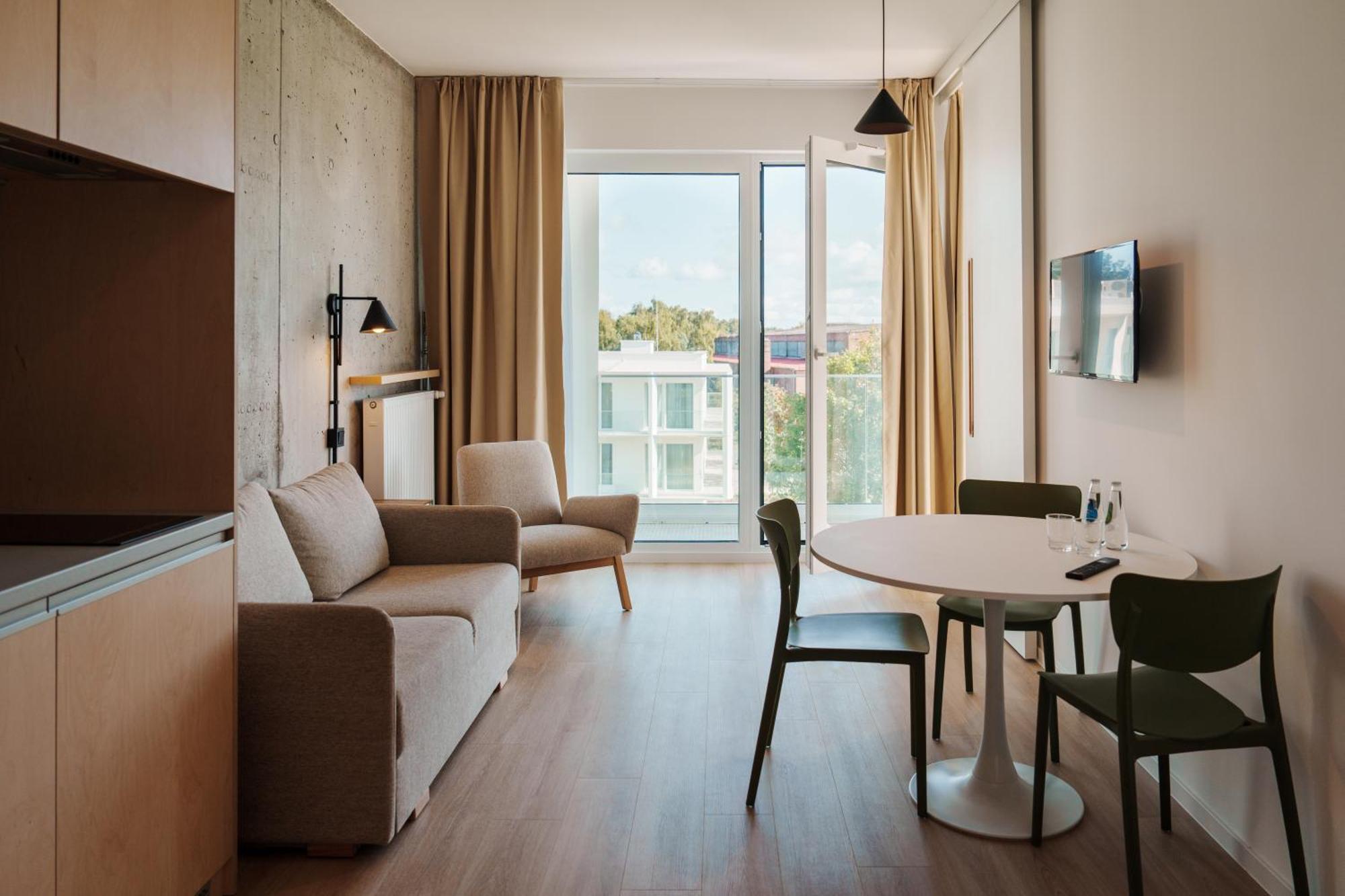 Hotel Arche Fabryka Samolotow W Mielnie Мельно Экстерьер фото